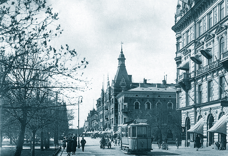 Storgatan (main street), Sundsvall, 1930s