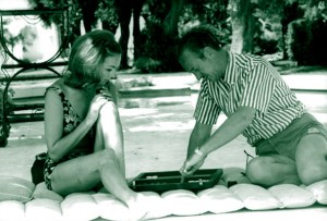 David and Hjordis Niven relaxing at La Scoglietto, 1964