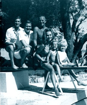 David Niven and his family, Lo Scoglietto, summer 1965