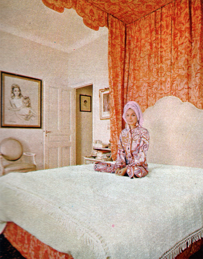 Hjordis Niven at Lo Scoglietto, 1967