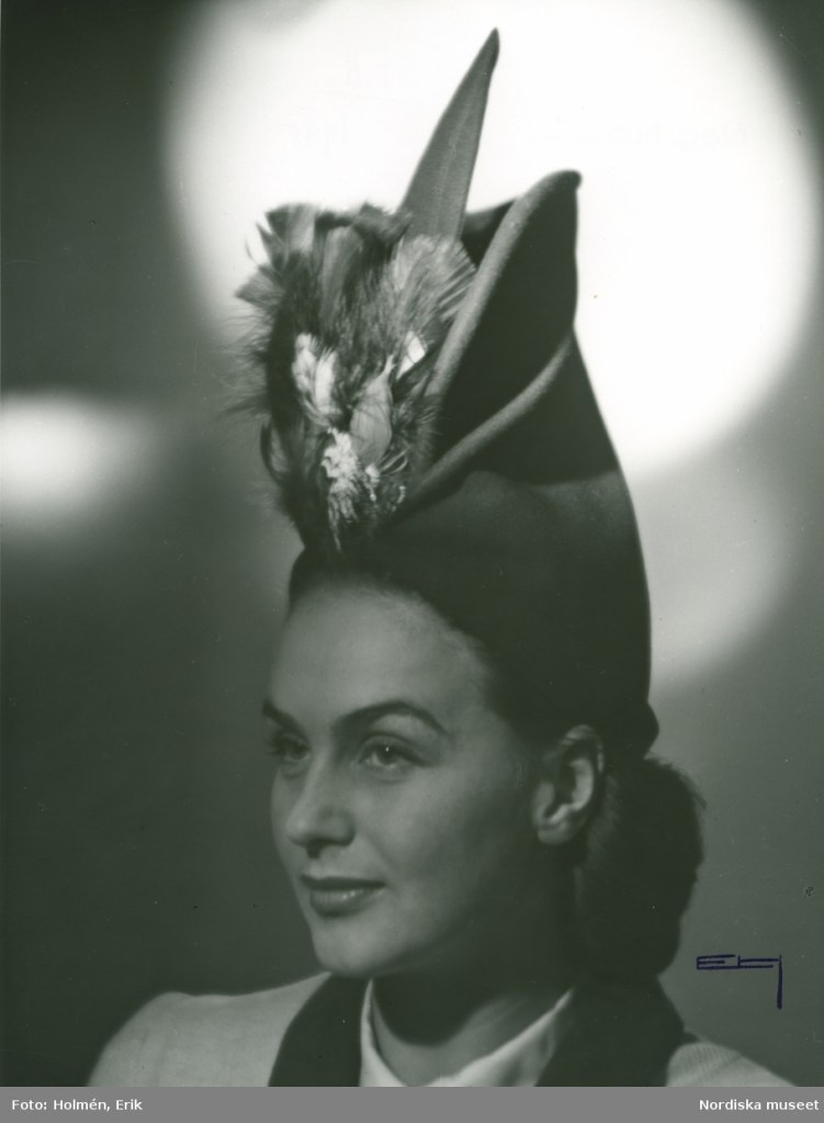 Hjördis Genberg, 1945.