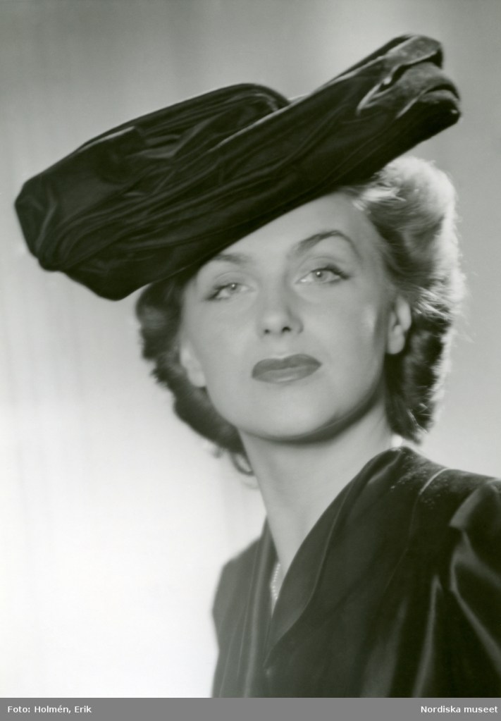 Hjördis Genberg, 1943.