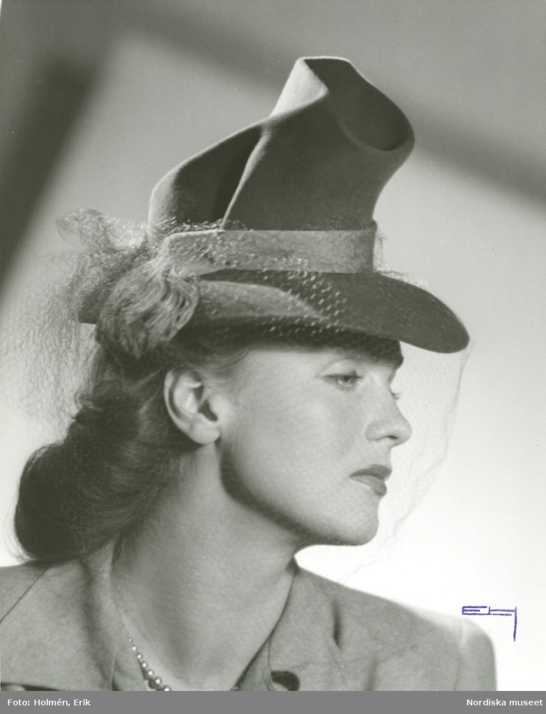 Hjördis Genberg, 1943.