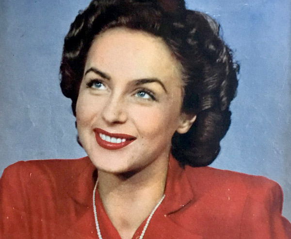 Hjordis Genberg, Swedish magazine cover, 1943