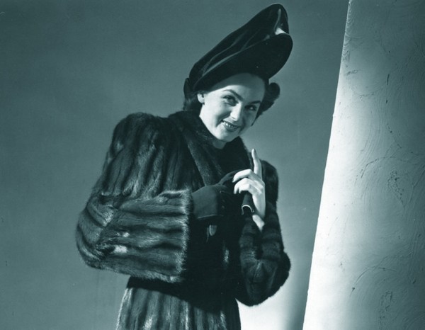 Hjordis Genberg, 1945