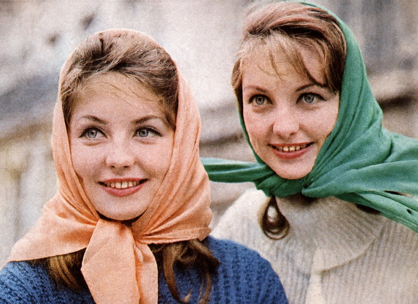 Pia and Mia Genberg in Paris, 1961