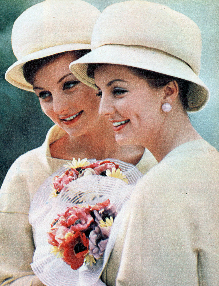 Pia and Mia Genberg, Paris 1961